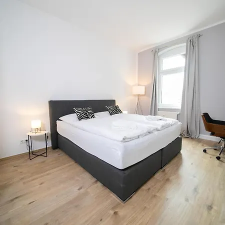 Favorite Stays - Suite And More - Kitchen Neuss Exterior foto