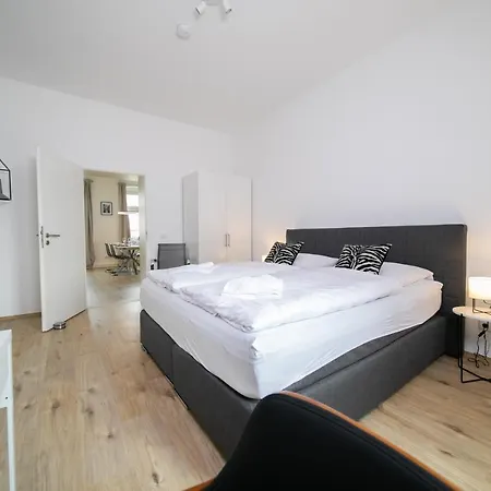 Favorite Stays - Suite And More - Kitchen Neuss Exterior foto