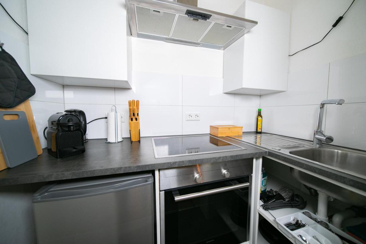 Apartment Favorite - And - Kitchen *